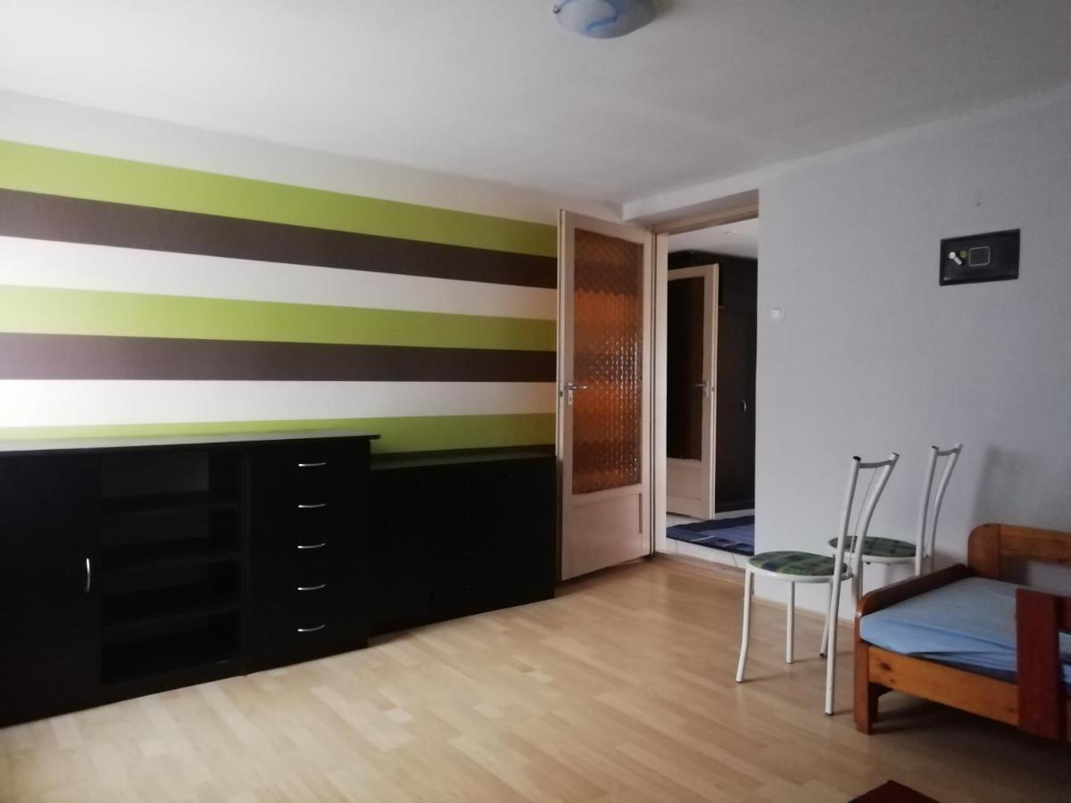 Maci Vendeghaz Apartment Бекесксаба Екстериор снимка